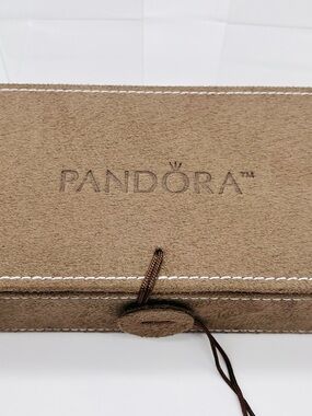 EUC retired faux suede pandora jewelry box w/3 trays